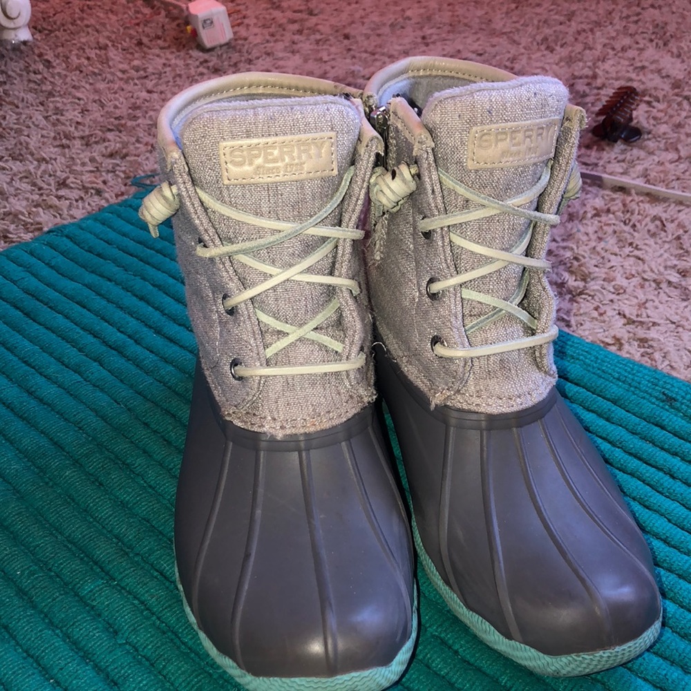 Sperry duck boots!